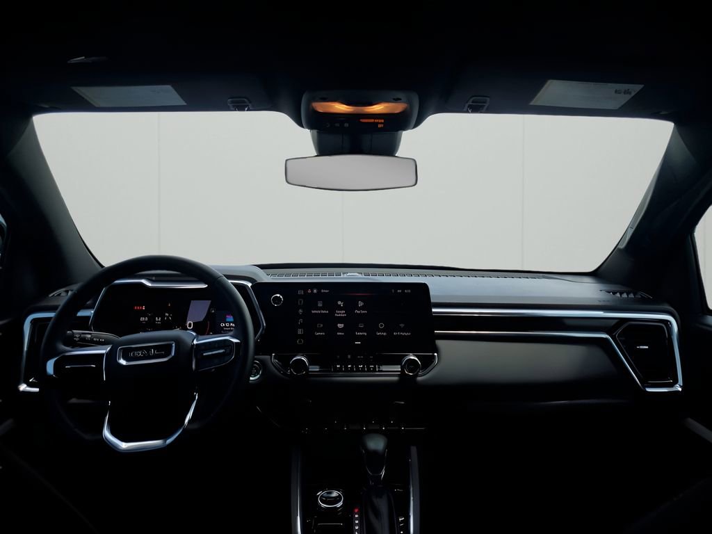 Certified 2025 GMC Canyon Elevation image 23