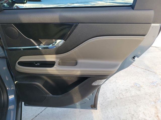 Certified 2024 Lincoln Corsair AWD w/ Equipment Group 101A image 24