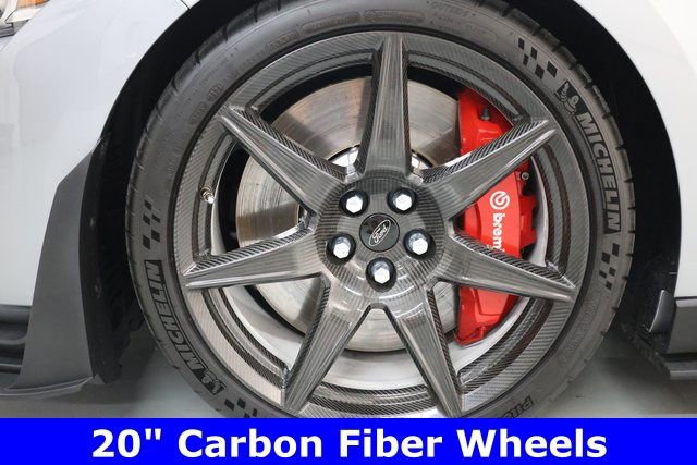 Used 2022 Ford Mustang Shelby GT500 w/ Carbon Fiber Track Pack image 46