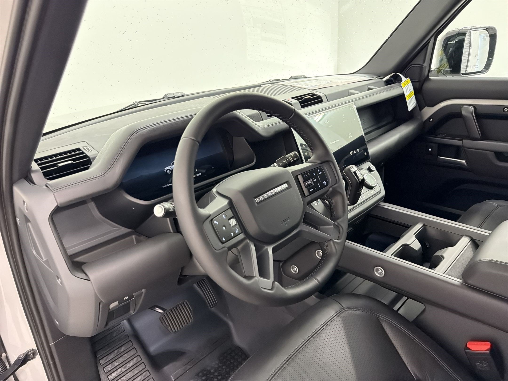 New 2026 Land Rover Defender 130 X-Dynamic SE AWD/4WD image 4
