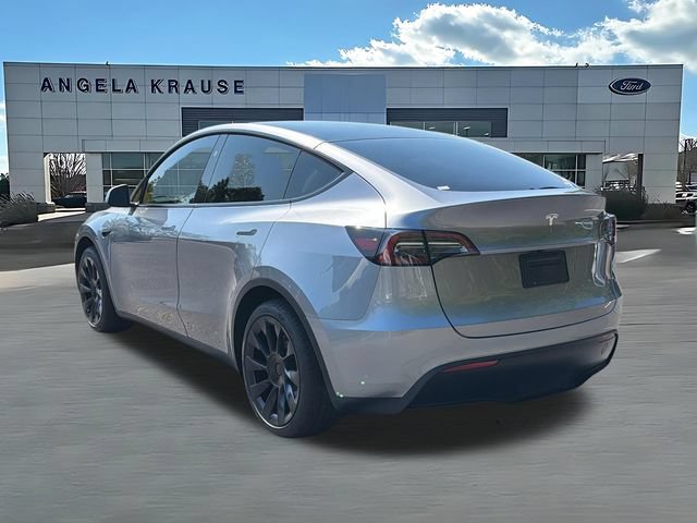 Used 2025 Tesla Model Y Long Range RWD image 6