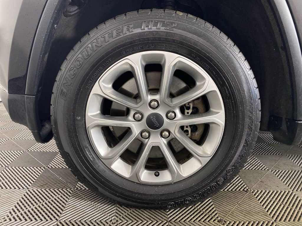 Used 2014 Jeep Grand Cherokee Limited image 35