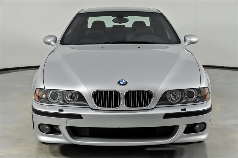 Used 2001 BMW M5 RWD image 4
