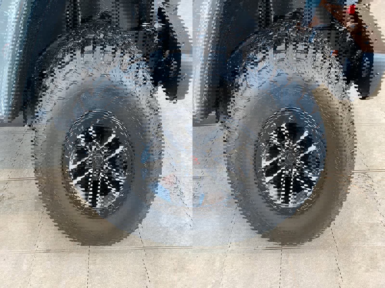 Used 2024 Jeep Wrangler Unlimited Rubicon image 9