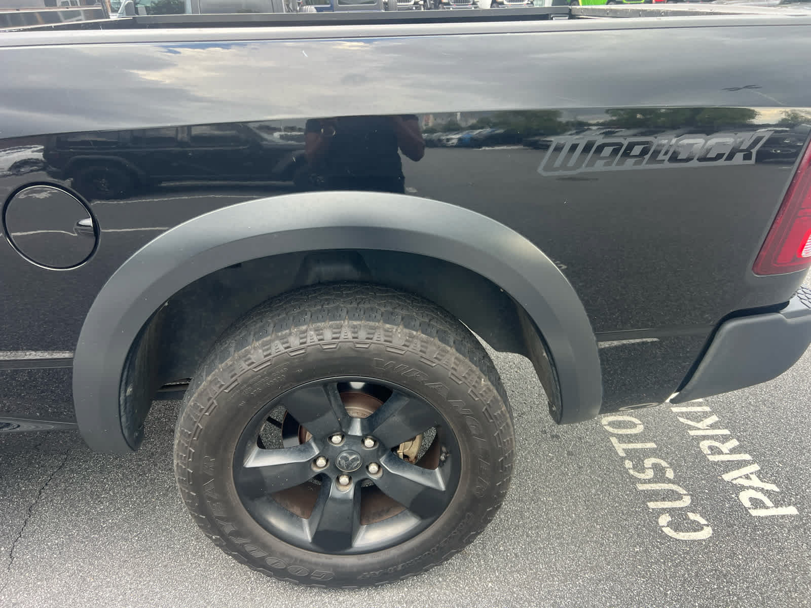 Used 2019 RAM 1500 Warlock AWD/4WD image 1