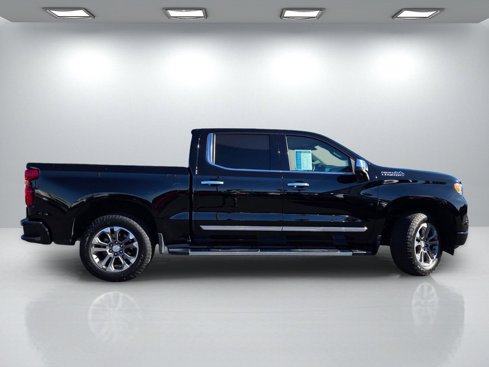 Certified 2023 Chevrolet Silverado 1500 High Country w/ Z71 Off-Road Package image 3