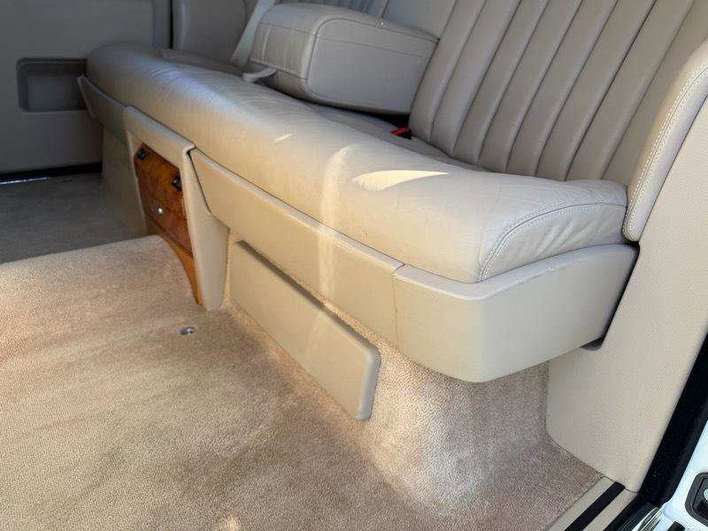 Used 2006 Rolls-Royce Phantom Sedan RWD image 94
