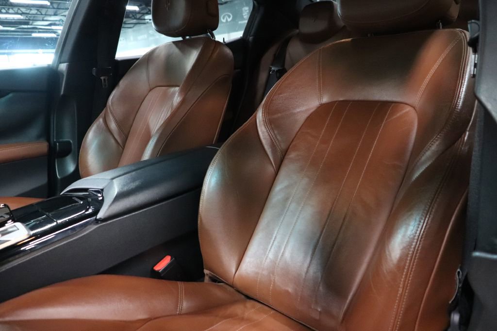 Used 2016 Maserati Ghibli S image 11