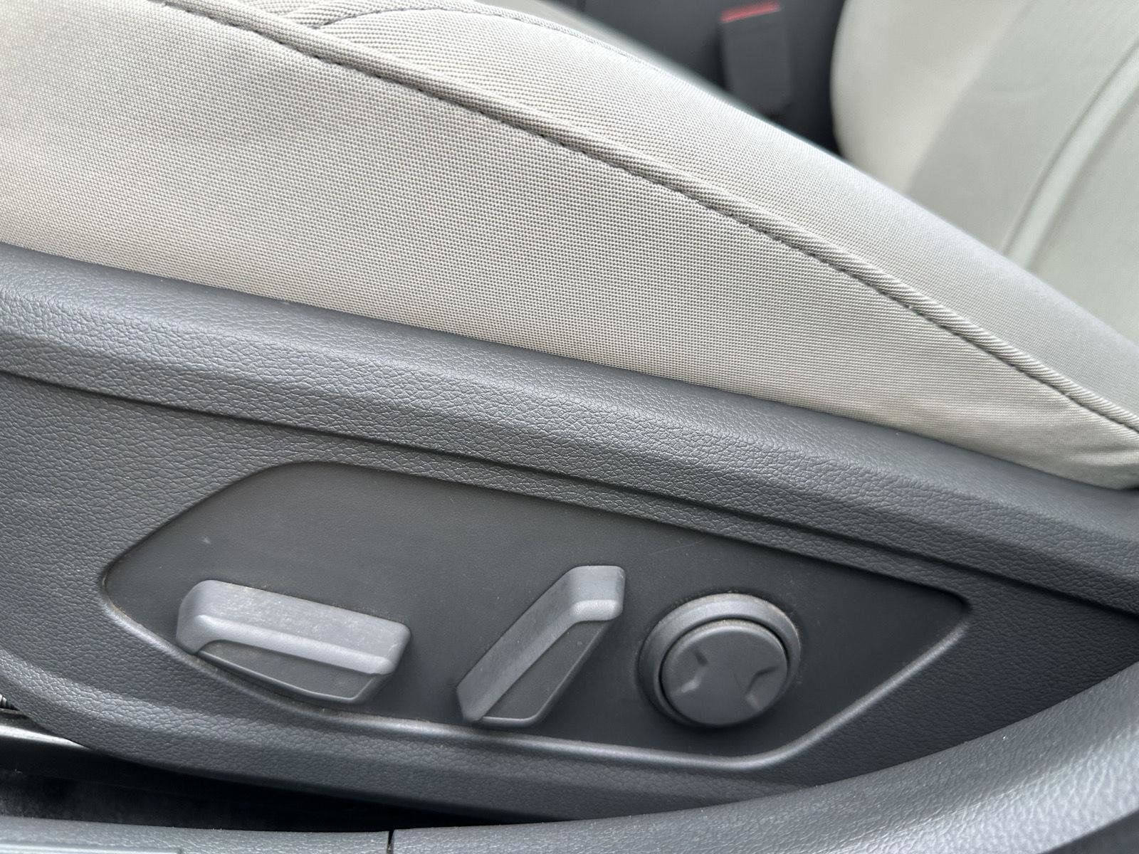 Used 2023 Hyundai Sonata SEL w/ Cargo Package image 9