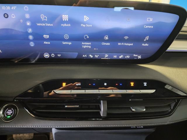 Used 2025 Buick Enclave Preferred image 28