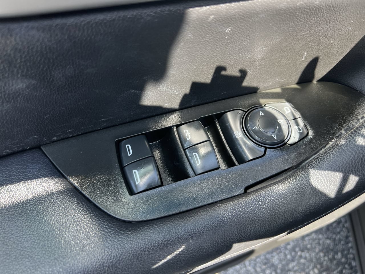 Used 2022 Chevrolet Blazer LT w/ LPO, Floor Liner Package FWD image 15