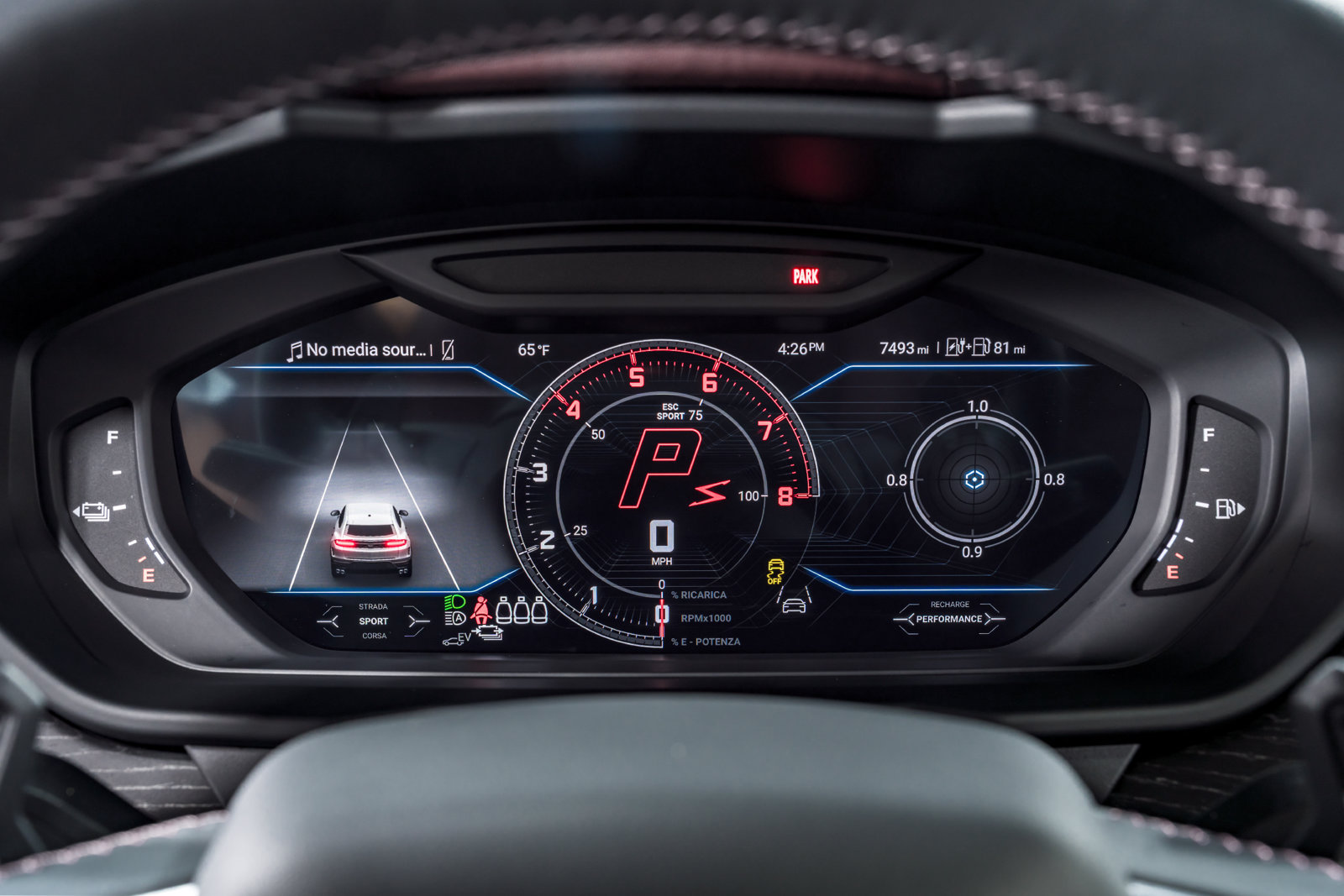 Used 2025 Lamborghini Urus SE AWD/4WD image 18