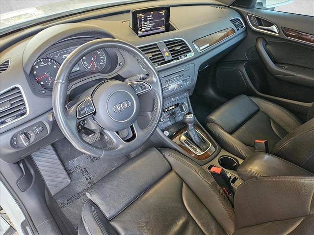 Used 2018 Audi Q3 2.0T Premium Plus w/ Premium Plus Package AWD/4WD image 12