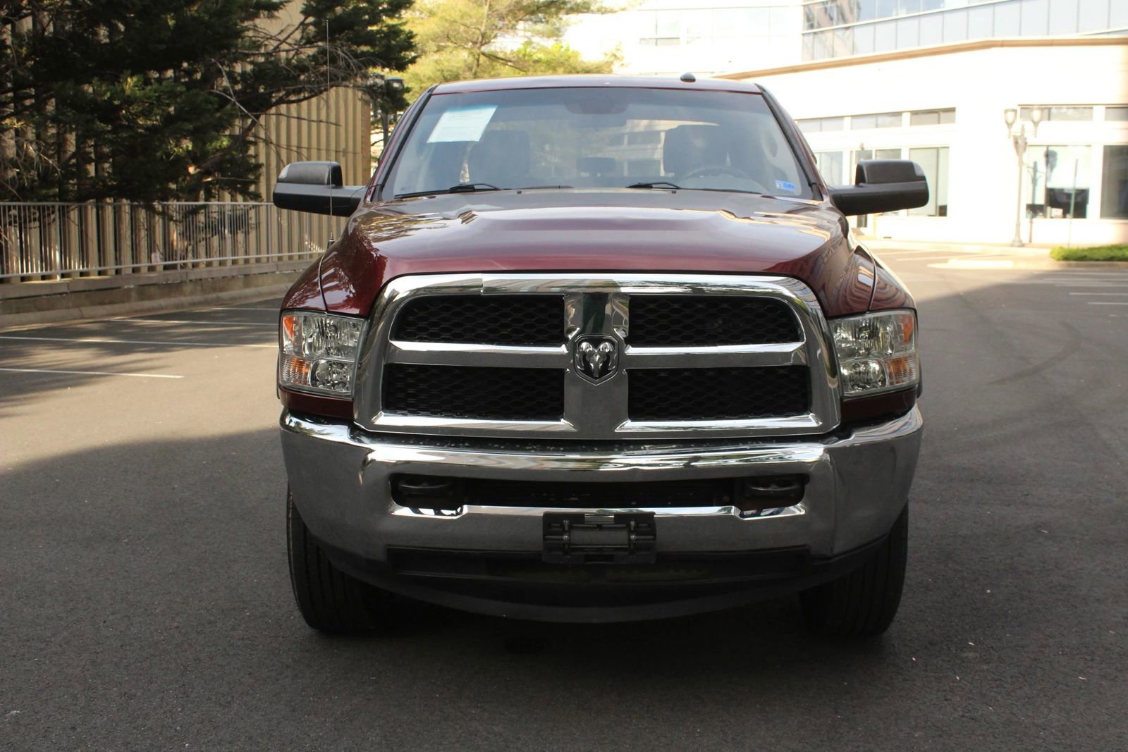 Used 2018 RAM 2500 Tradesman w/ Chrome Appearance Group AWD/4WD image 3