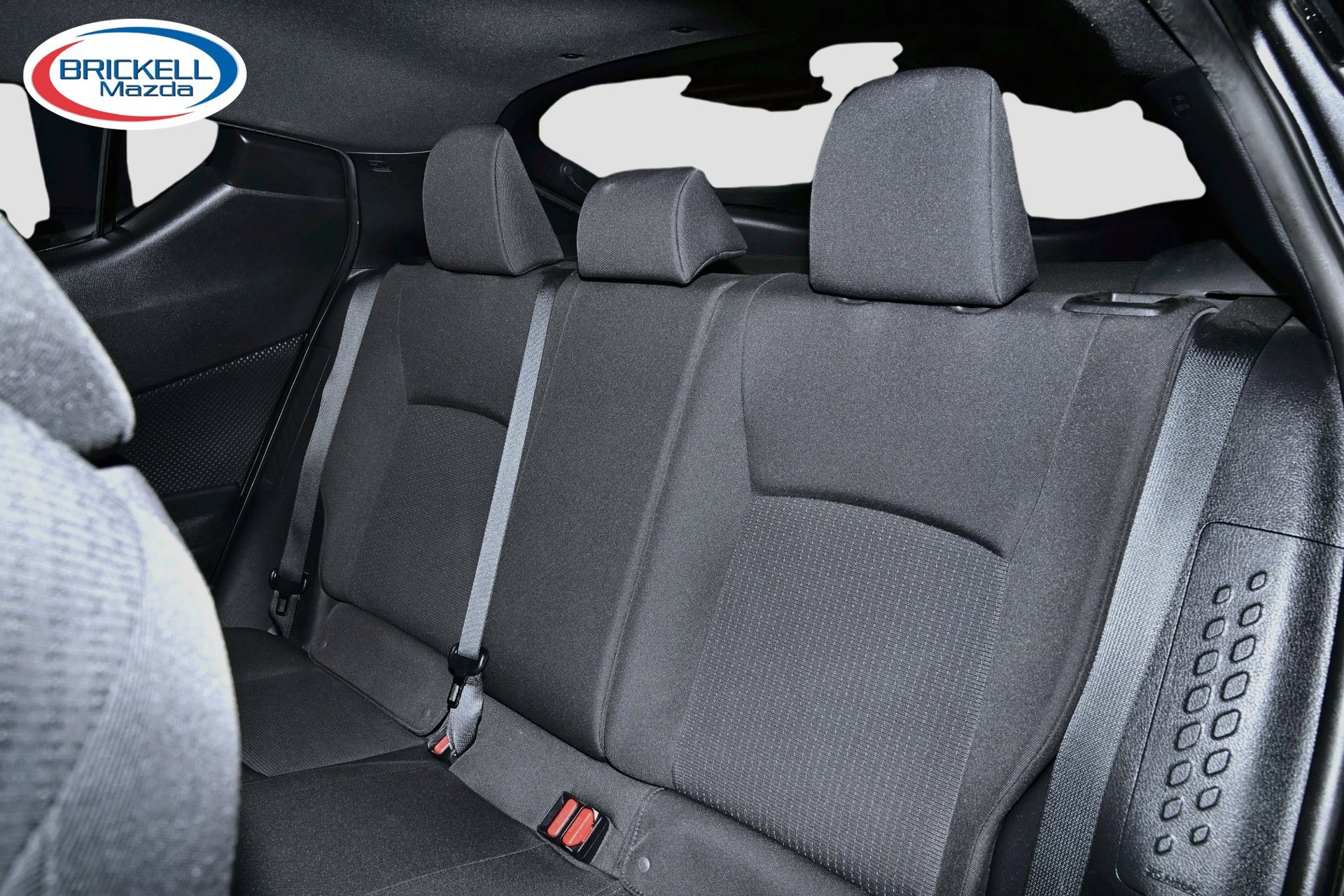 Used 2018 Toyota C-HR XLE FWD image 19