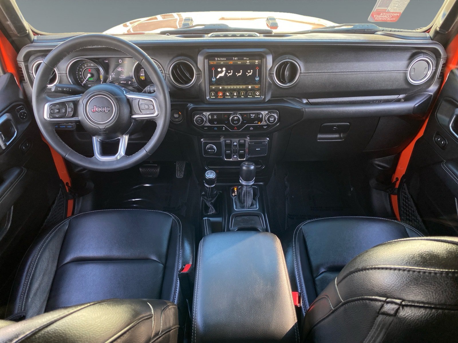 Used 2023 Jeep Wrangler Unlimited Sahara AWD/4WD image 10