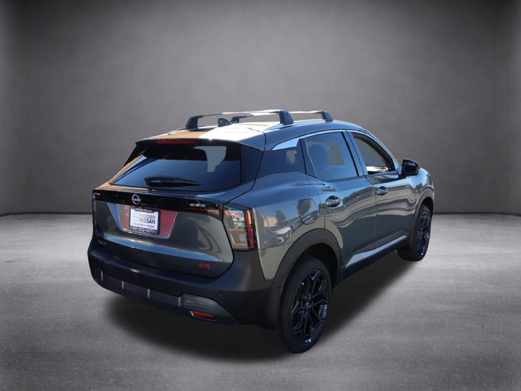 New 2026 Nissan Kicks SR FWD image 4