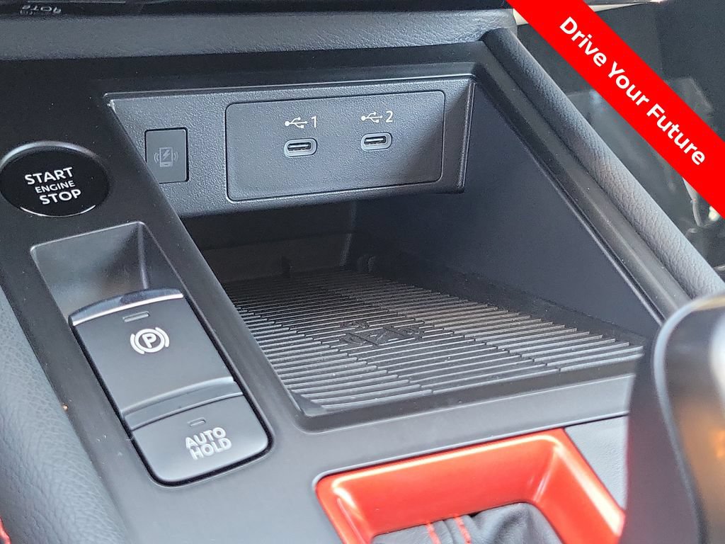 Certified 2025 Nissan Kicks SR FWD image 14