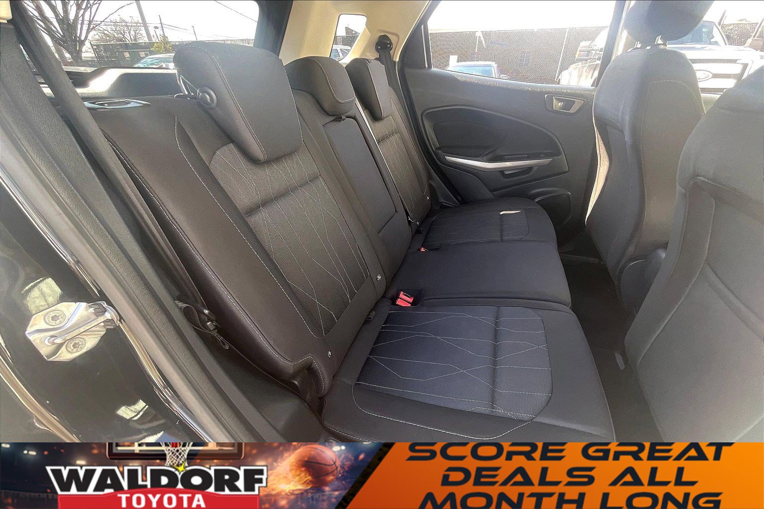 Used 2020 Ford EcoSport SE w/ SE Convenience Package image 32