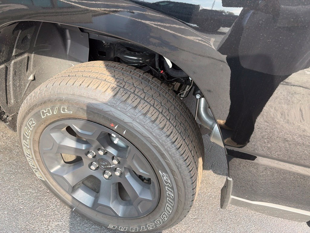 Used 2026 RAM 1500 Express AWD/4WD image 11
