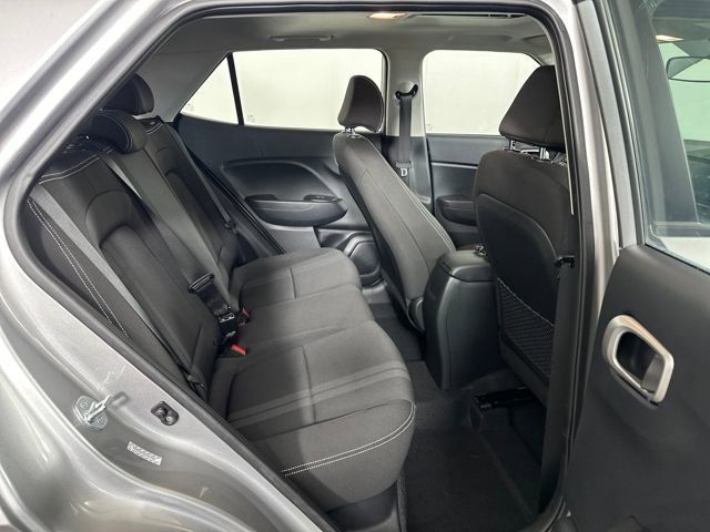 Certified 2023 Hyundai Venue SEL image 27