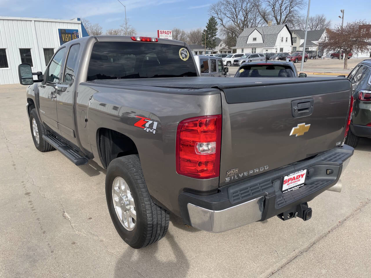 Used 2013 Chevrolet Silverado 2500 LTZ w/ Suspension Package, Off-Road image 9