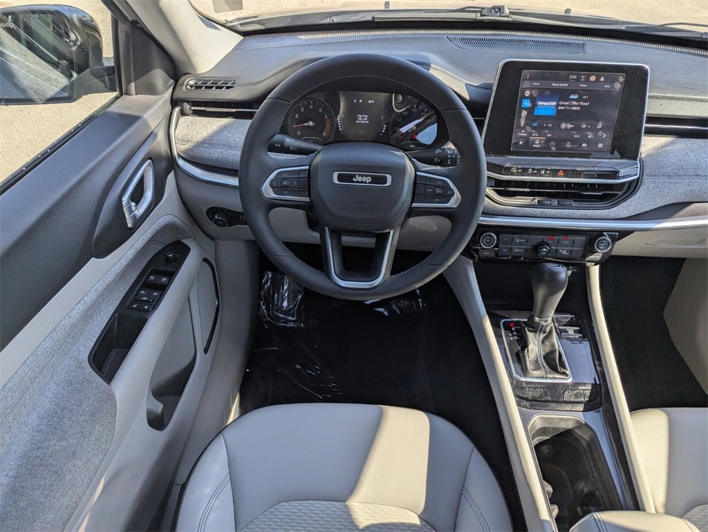 Used 2022 Jeep Compass Latitude image 20