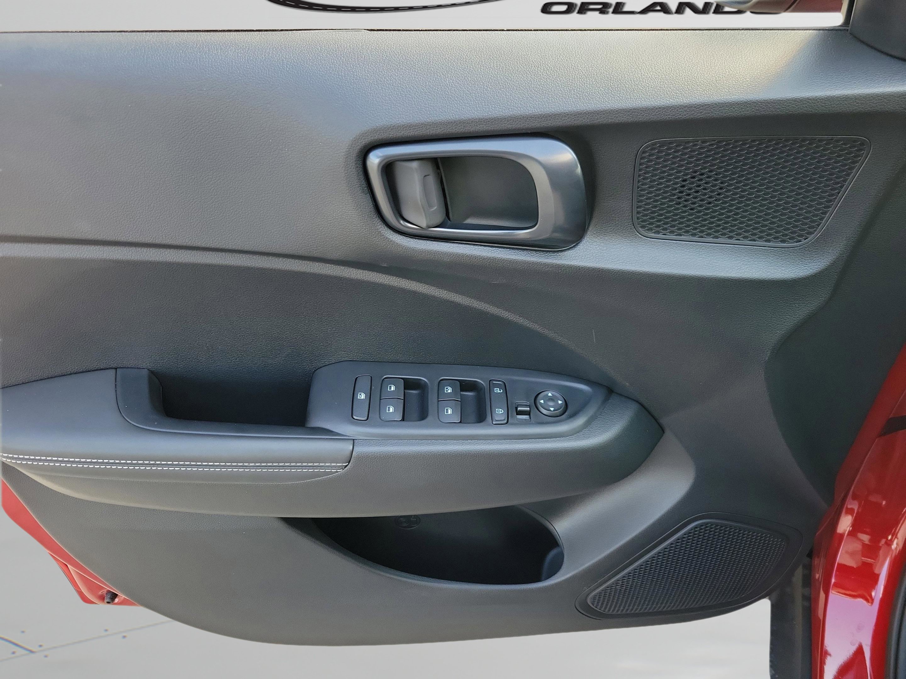 New 2025 Hyundai Venue Limited FWD image 17