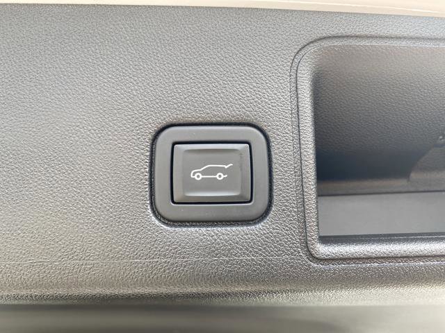 Used 2022 GMC Terrain SLE w/ Driver Convenience Package image 20