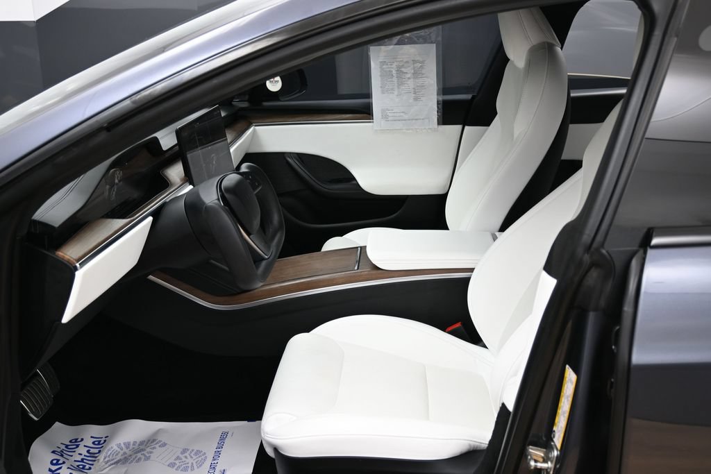 Used 2022 Tesla Model S AWD/4WD image 15