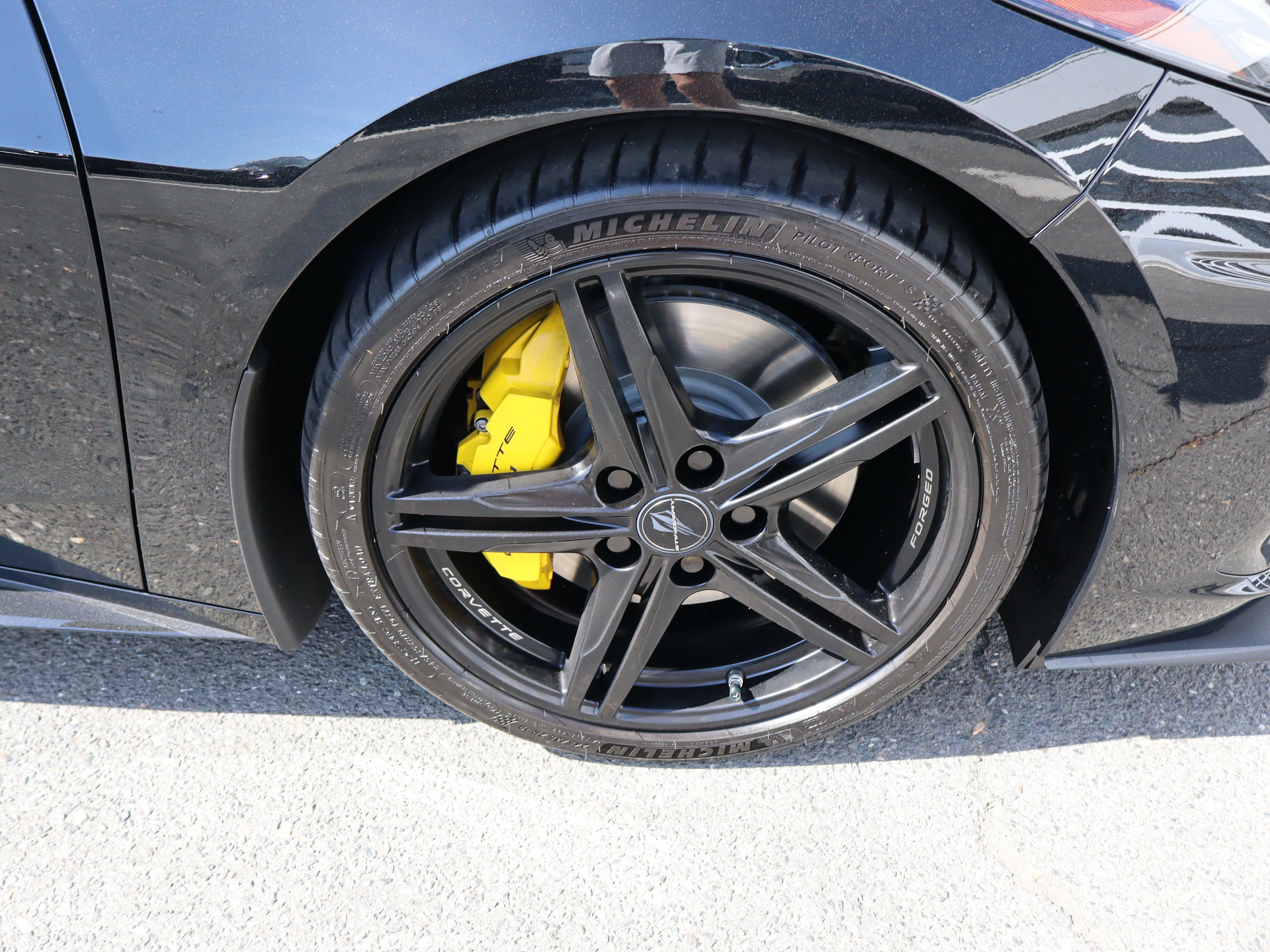 Used 2026 Chevrolet Corvette Stingray Preferred Cpe w/ Z51 Performance Package RWD image 34