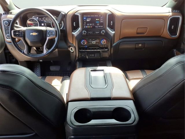 Used 2022 Chevrolet Silverado 3500 High Country w/ Safety Package II AWD/4WD image 12