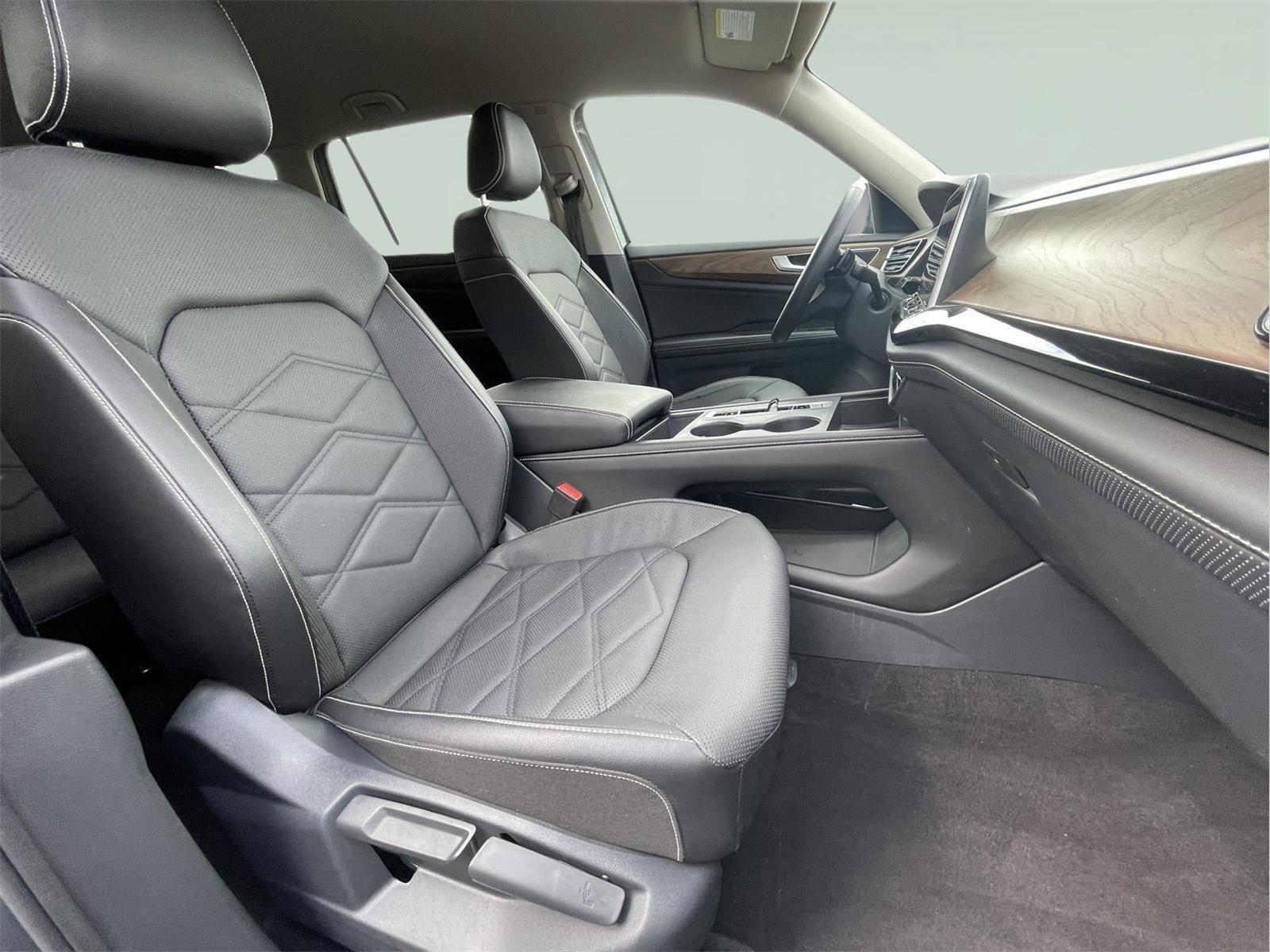 Used 2024 Volkswagen Atlas SE image 22