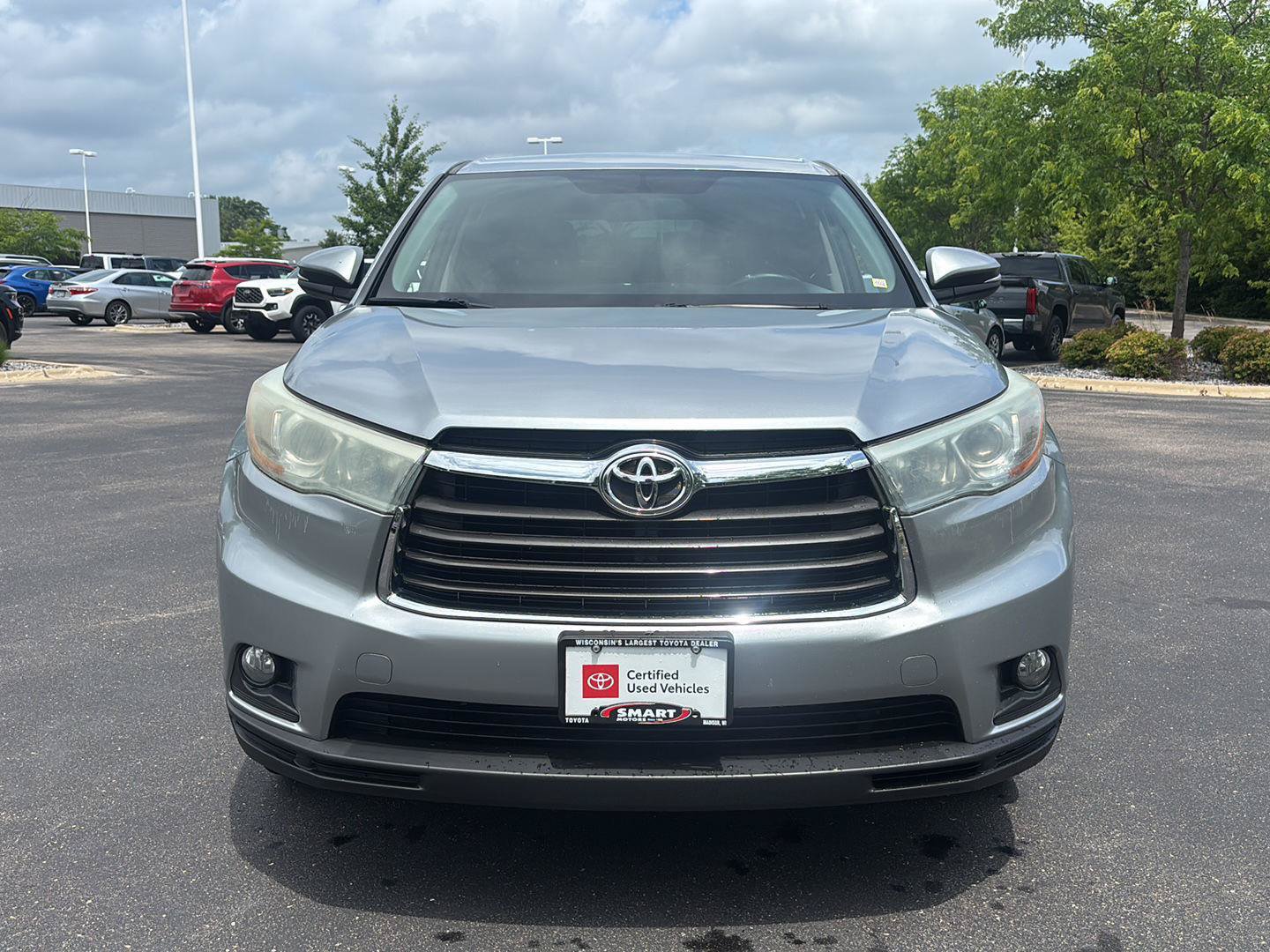 Used 2016 Toyota Highlander Plus FWD image 5