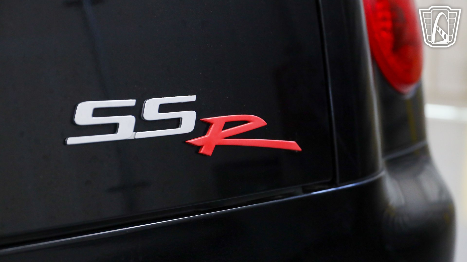 Used 2003 Chevrolet SSR w/ Preferred Equipment Group RWD image 8