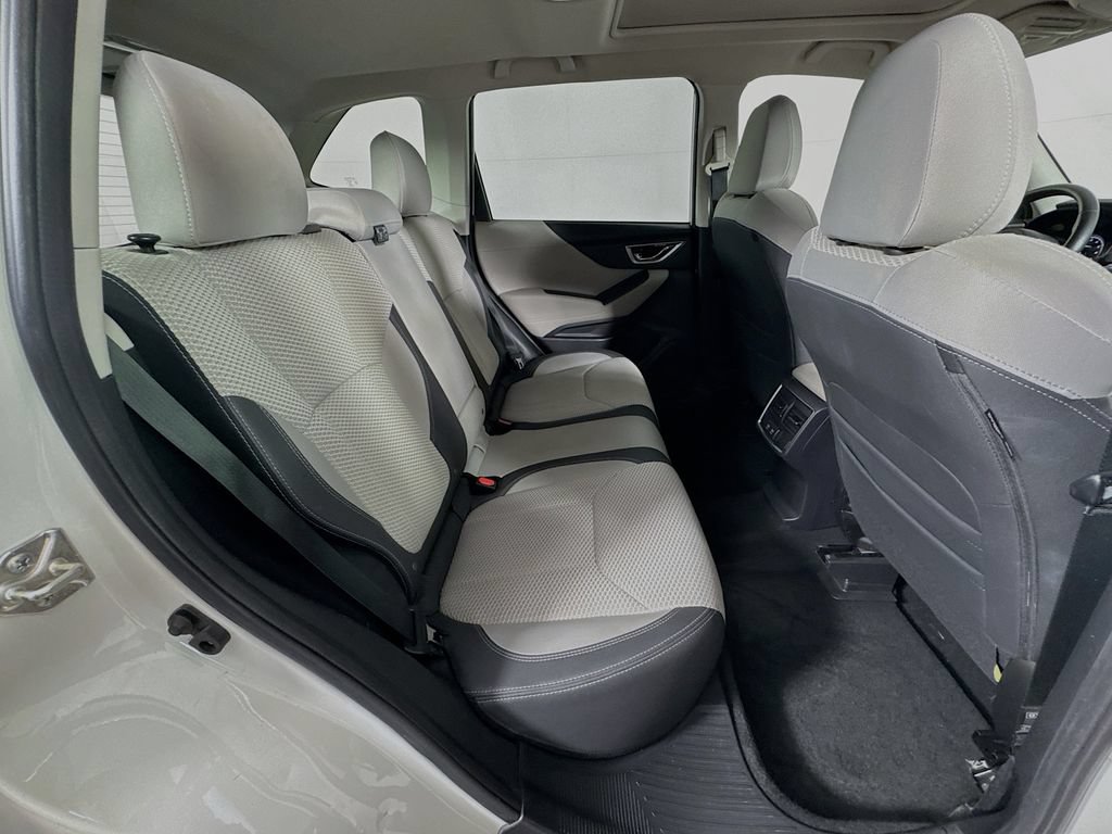 Used 2022 Subaru Forester Premium AWD/4WD image 35