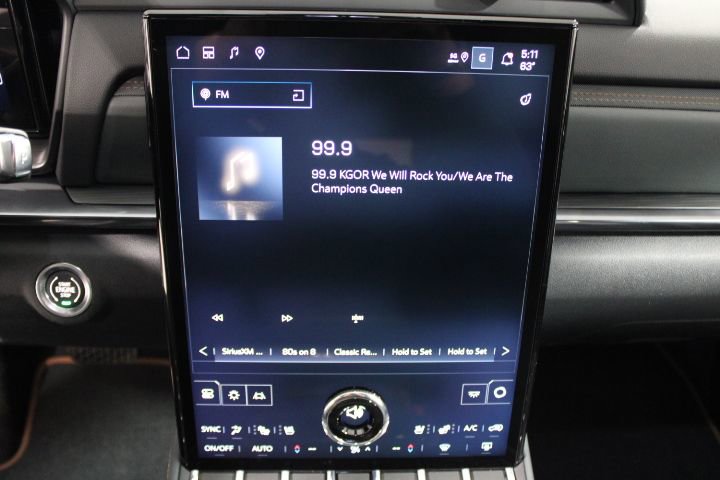 New 2026 GMC Terrain AT4 w/ Convenience Package III image 44