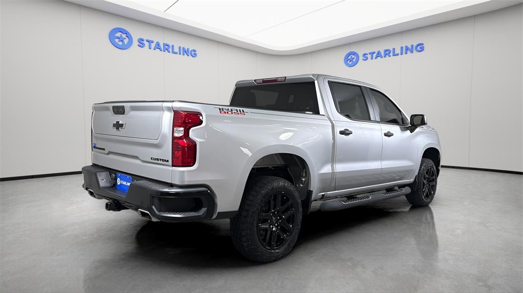 Certified 2022 Chevrolet Silverado 1500 Custom Trail Boss w/ LPO, Dark Essentials Package image 9