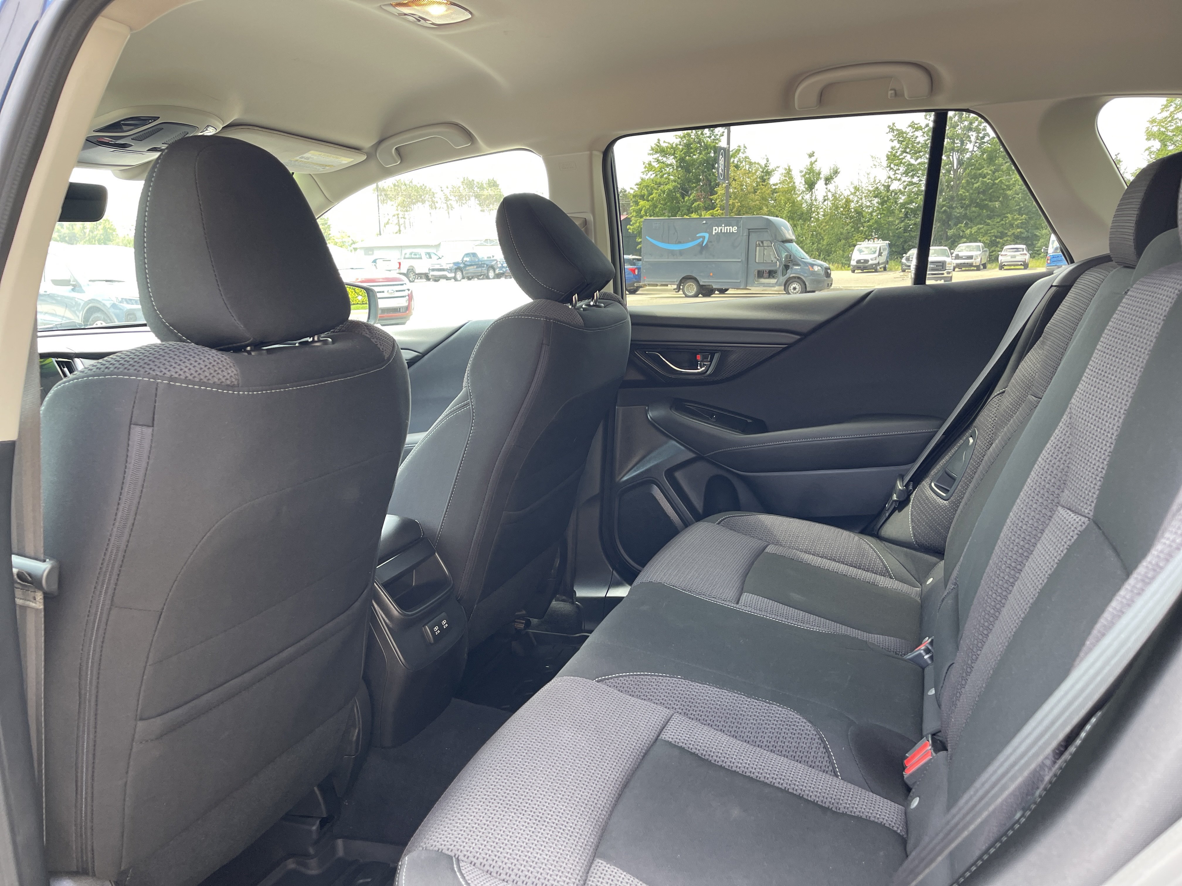 Used 2020 Subaru Outback Premium AWD/4WD image 11