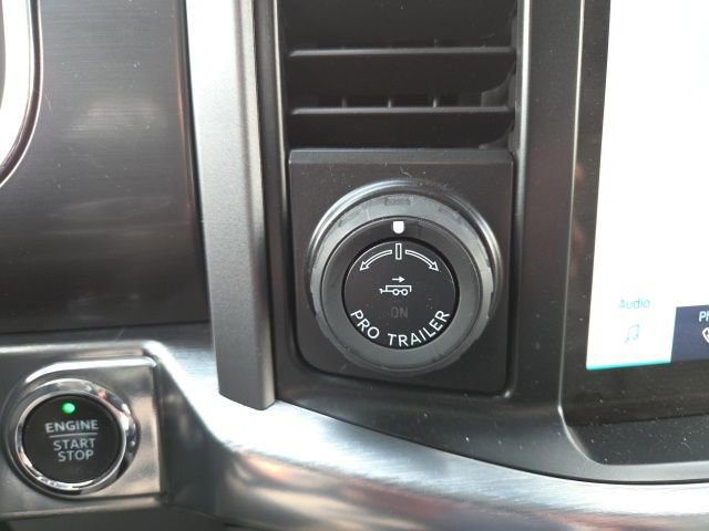 Used 2021 Ford F150 Lariat w/ Equipment Group 502A High image 31