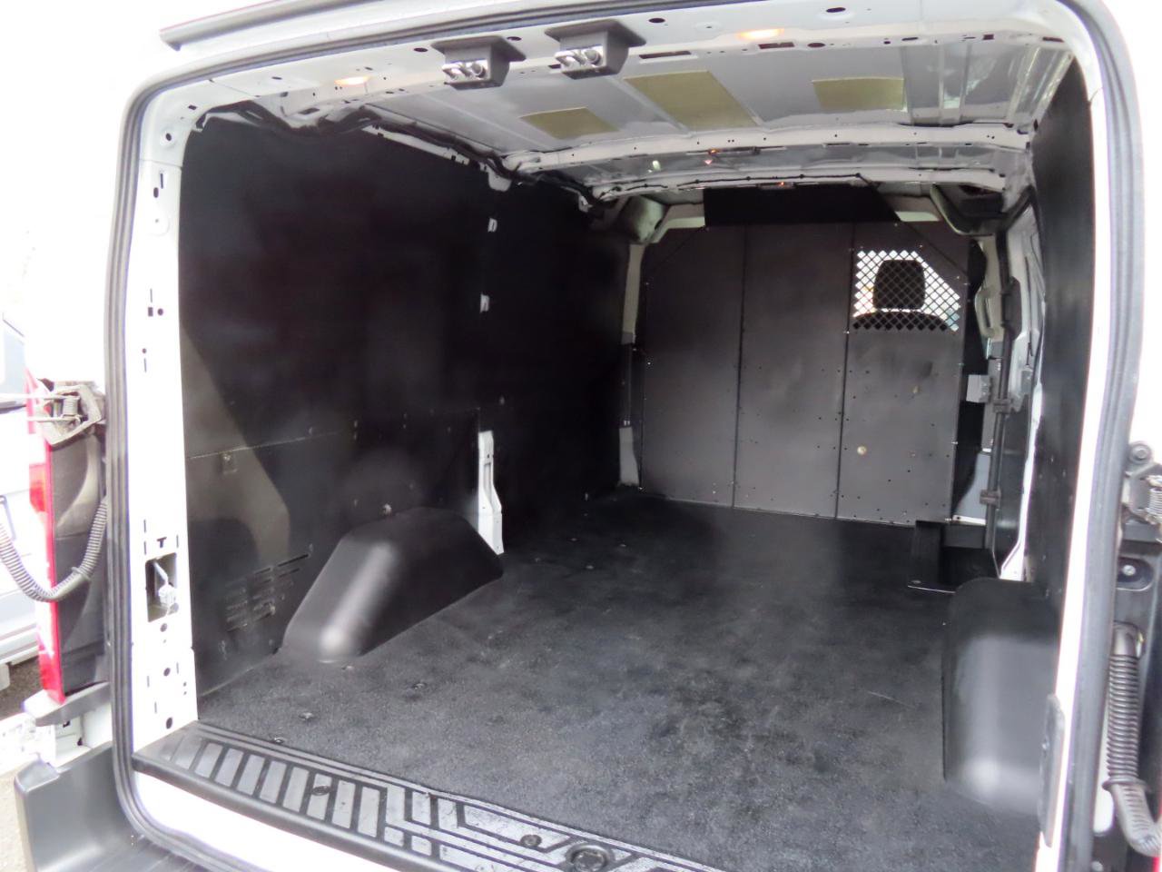 Used 2016 Ford Transit 250 130 Low Roof RWD image 20