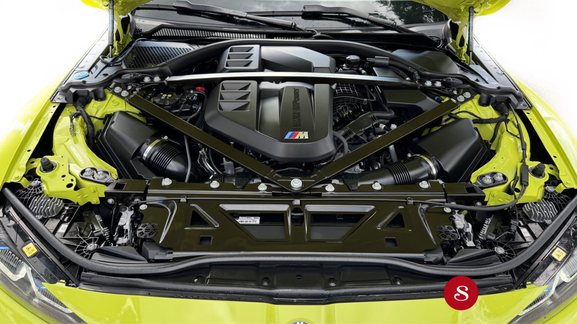 Used 2024 BMW M4 xDrive Competition w/ M Carbon Exterior Package image 11