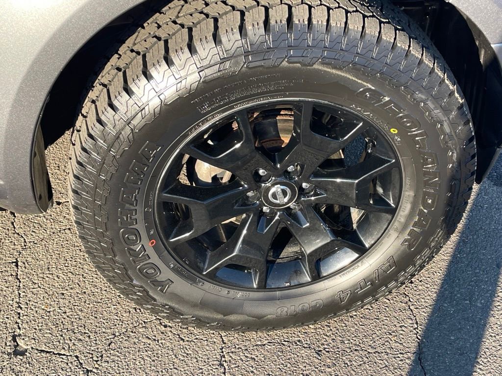 Used 2020 Nissan Frontier SV w/ Midnight Edition Floor Mats image 29