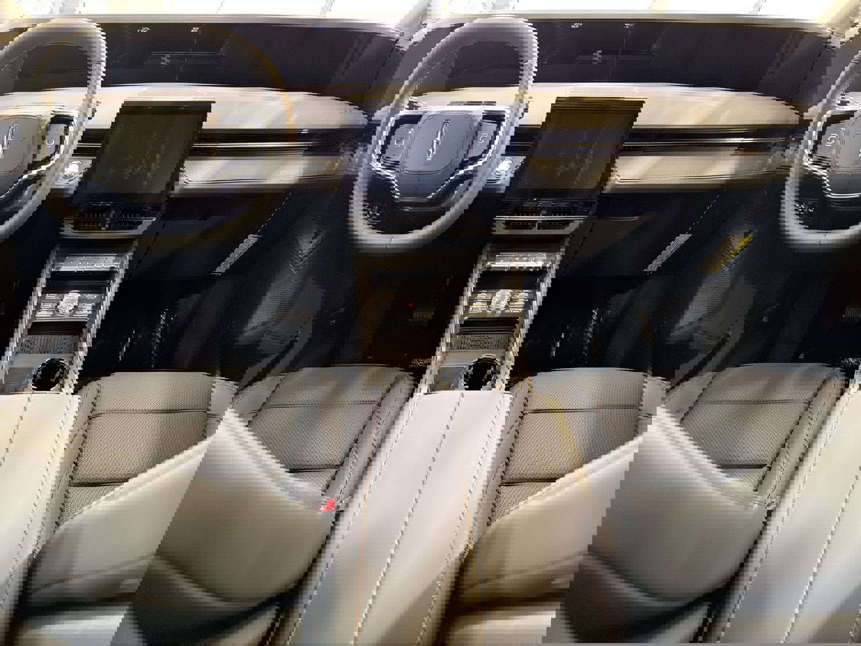 New 2026 Lincoln Nautilus Premier image 23