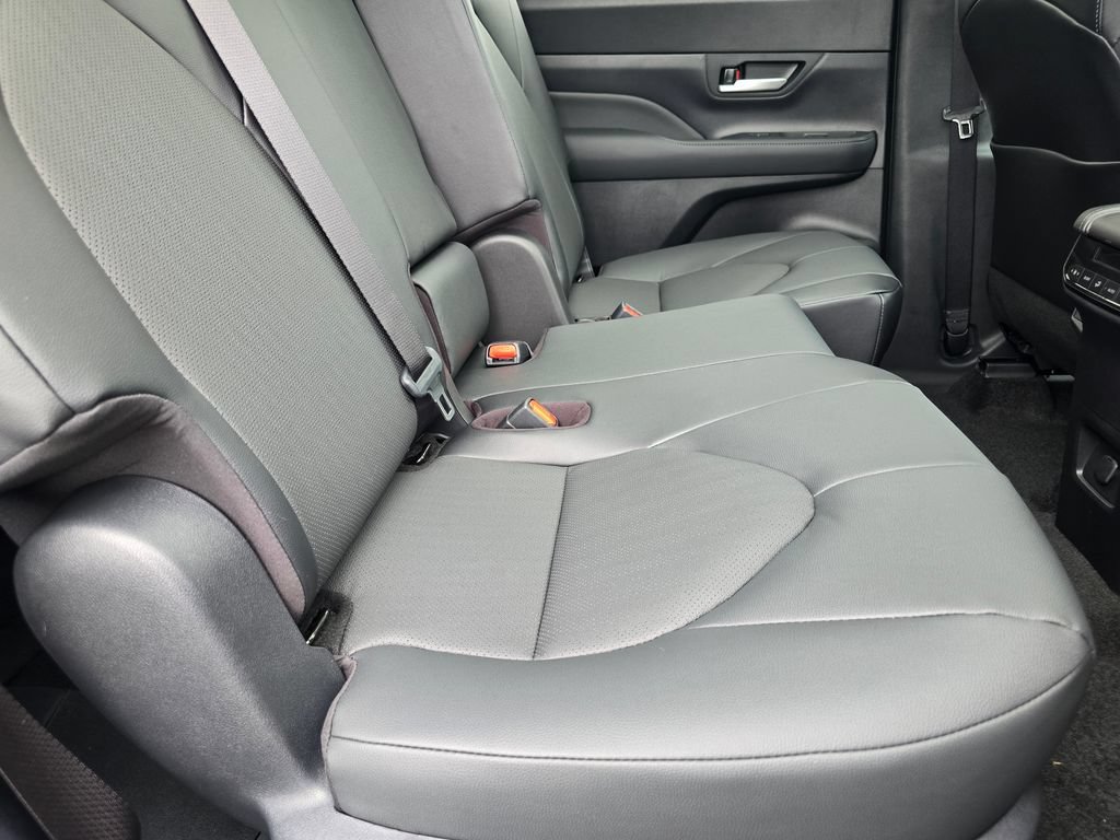 New 2026 Toyota Grand Highlander AWD Hybrid image 21