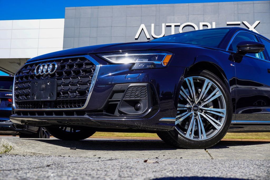 Used 2022 Audi A8 L 3.0T w/ Luxury Package image 2