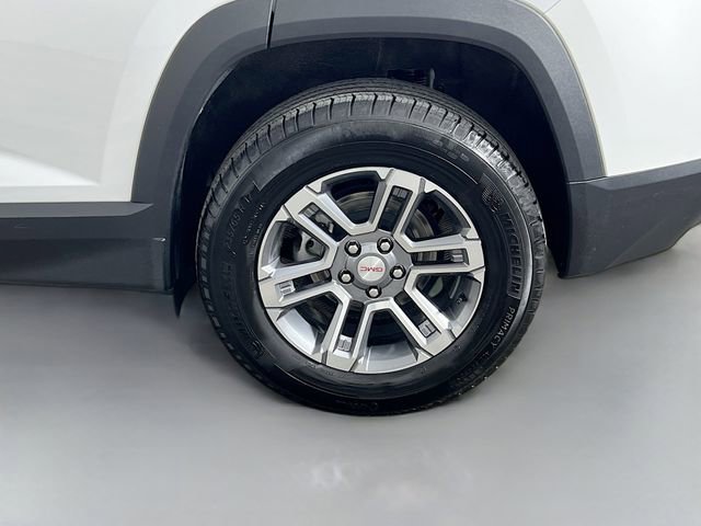 Used 2025 GMC Terrain Elevation image 35