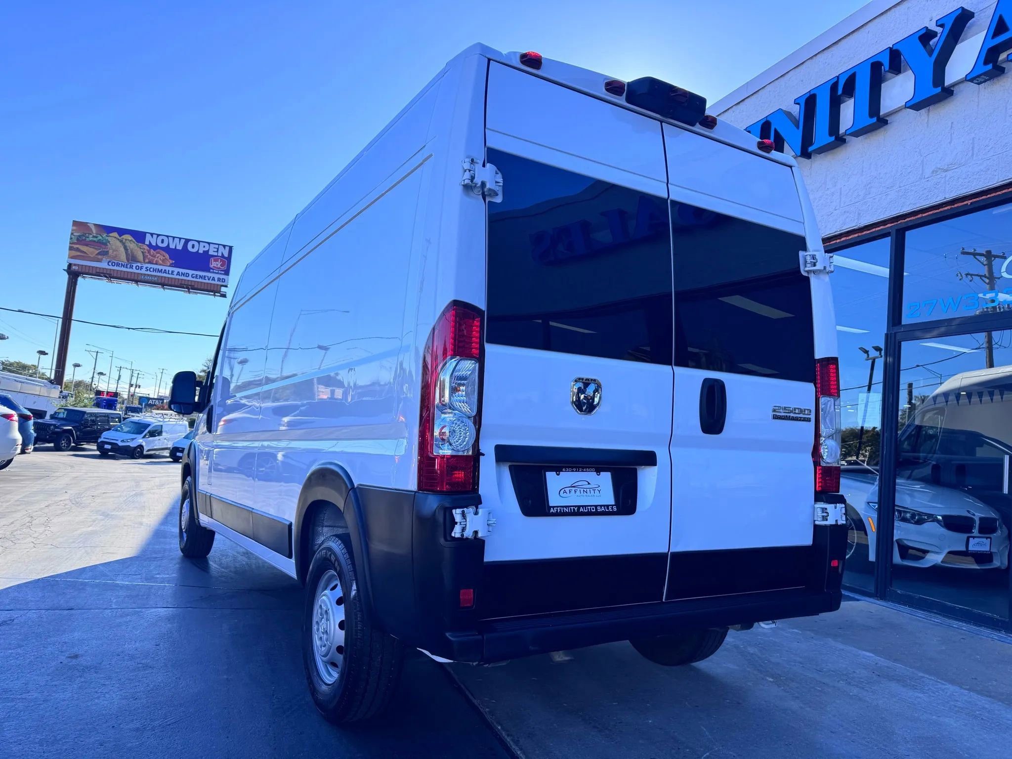 Used 2023 RAM ProMaster 2500 image 3