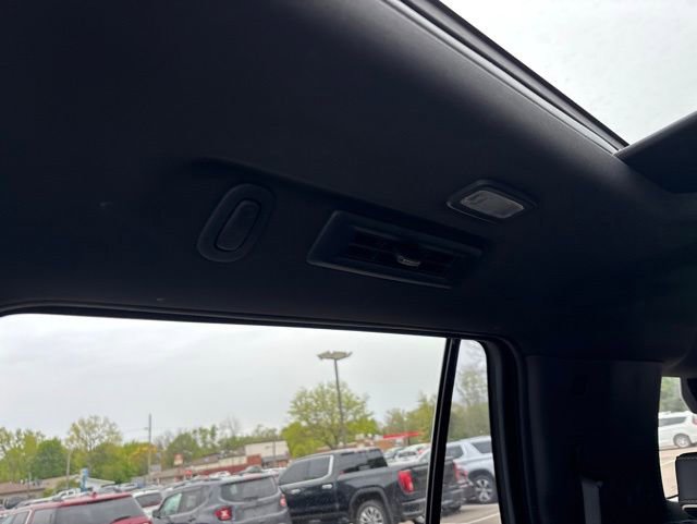 Used 2021 GMC Yukon SLT w/ SLT Luxury Plus Package AWD/4WD image 27