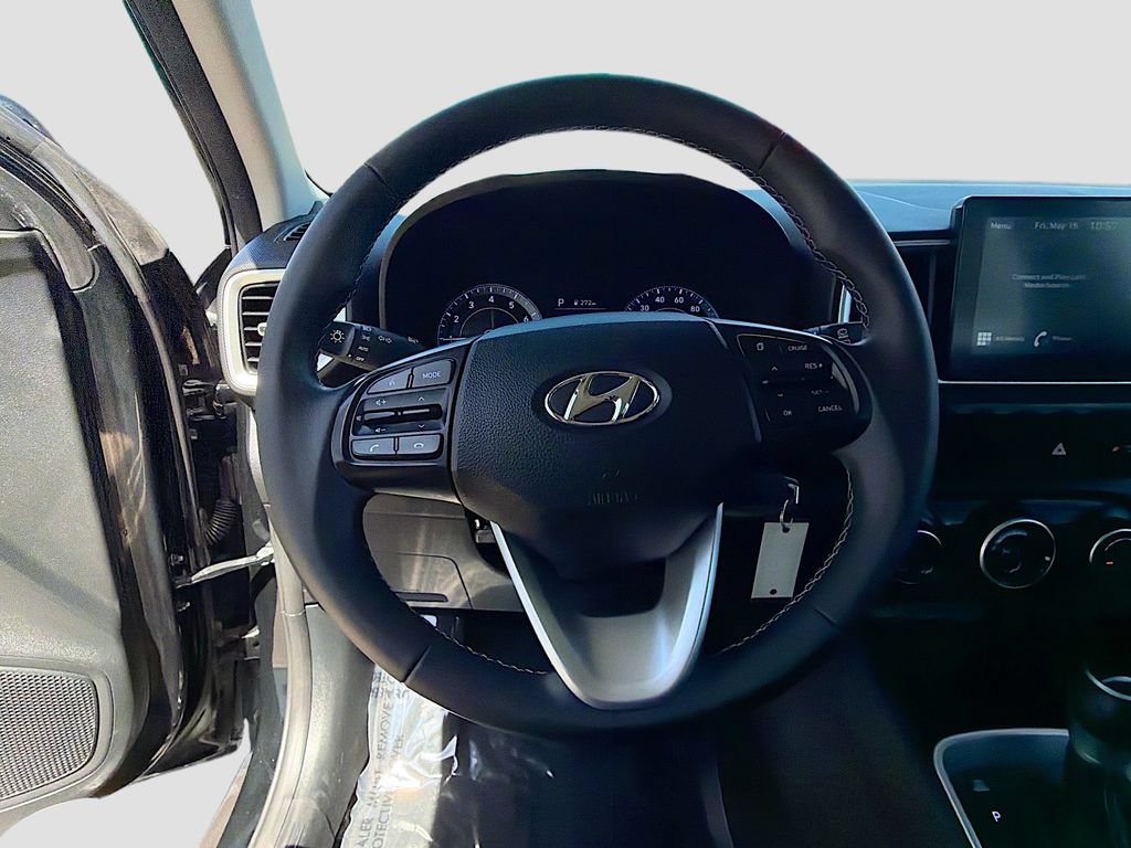 Used 2022 Hyundai Venue SEL w/ Cargo Package FWD image 11